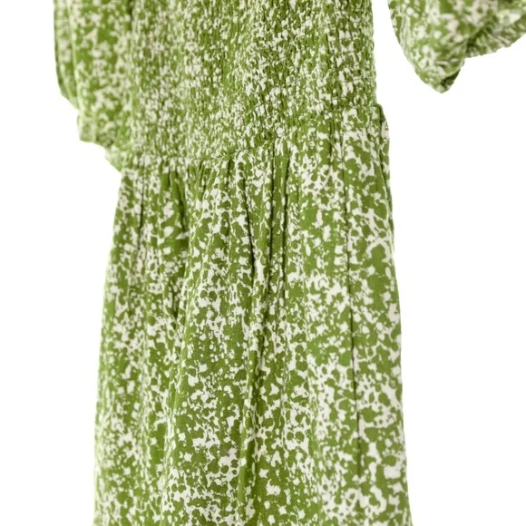 green emerald velvet dress Abercrombie & Fitch Green and White Floral Printed Pleated Dress NWT-  The  Saved Collection